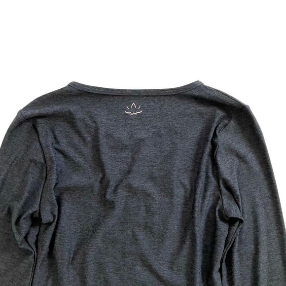 Beyond Yoga Scrunch It Up Cropped Pullover Long Sleeve Top Darkest Night S NWT - Picture 5 of 7